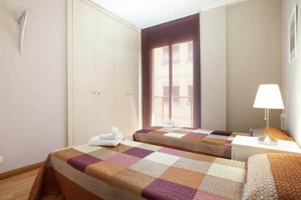 Sagrada Familia Apartment 265 Барселона Екстериор снимка